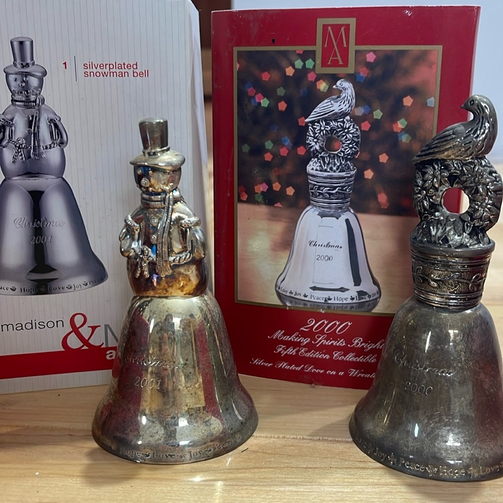🔔🎄Vintage Christmas Bells ~ Silverplated - 2000/2001🎄🔔